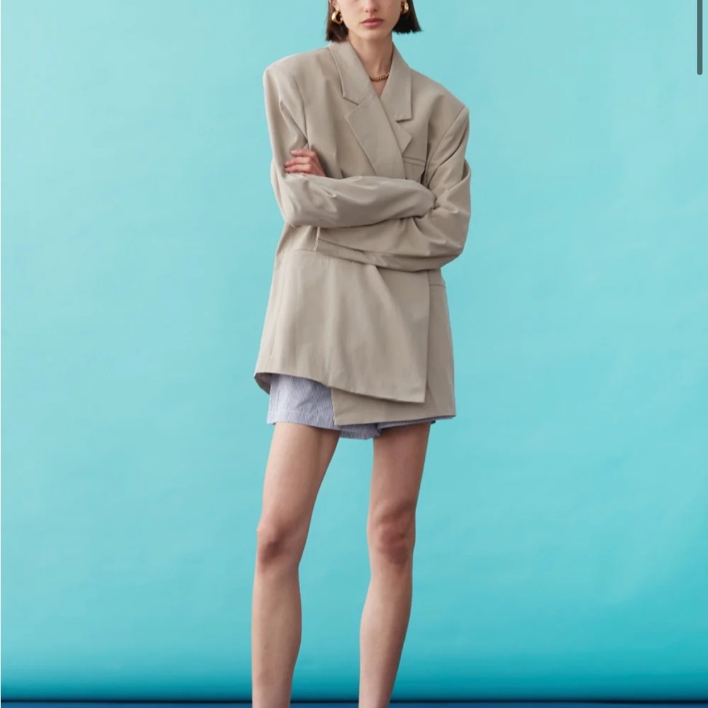 open front blazer - Picture 3 of 8
